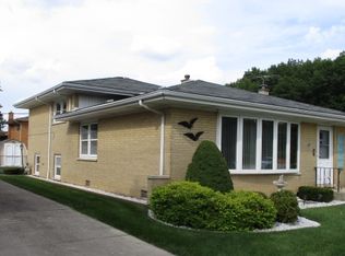 10606 31st St, Westchester, IL 60154