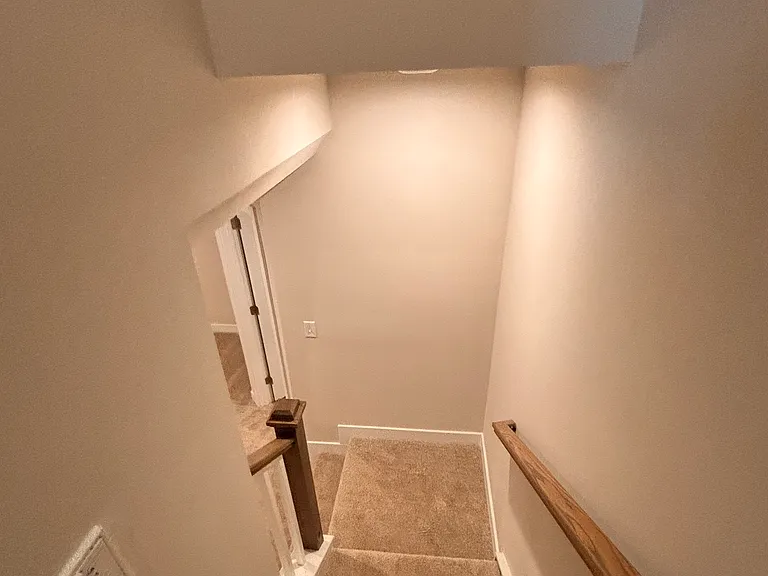 Poplar Loop — Photo 18