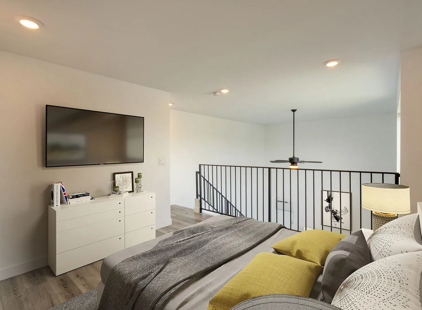 223 N. Alvarado Street — Photo 4