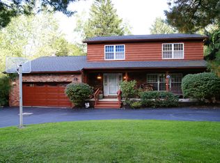 3951 Ellendale Rd, Moreland Hills, OH 44022