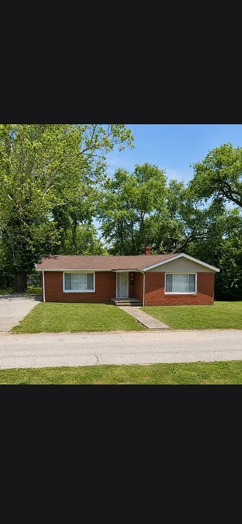 2409 Illinois Ave. — Photo 1