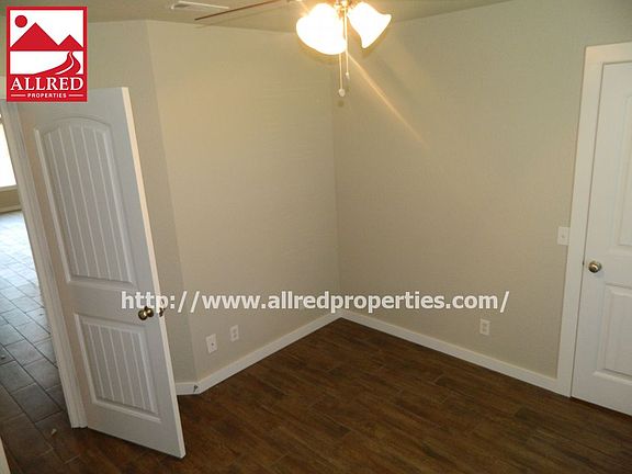 5th image of 968 S Curtis Ave