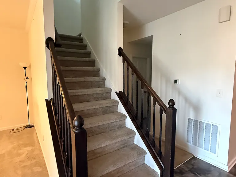 822 Blue Ash Trl — Photo 6