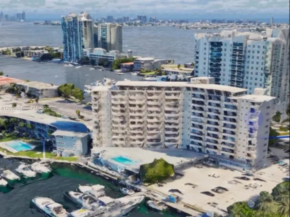 7904 West Dr, North Bay Village, FL