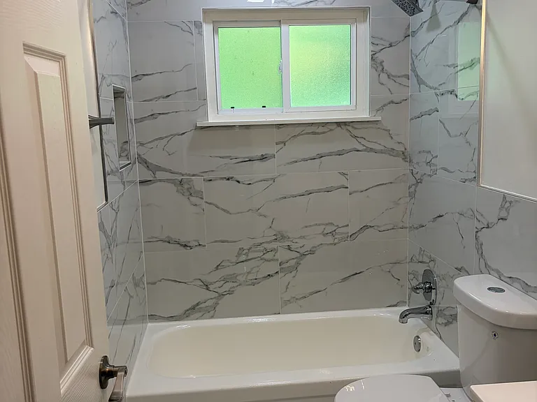 3008 Aquadale Ln — Photo 2