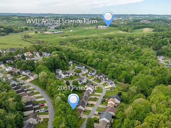 4th image of 2061 Pinecrest Dr