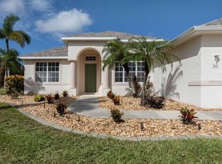 202 Lake Victoria Ct, Englewood, FL 34223