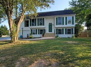 7616 Brixton Dr, Fredericksburg, VA 22407