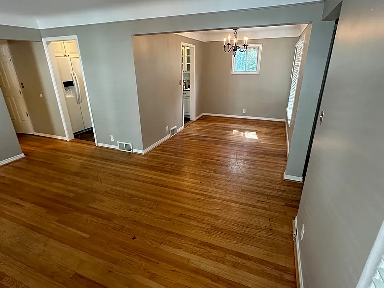 606 Gardenia Ave — Photo 7