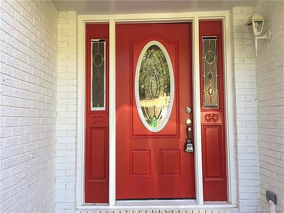 2nd image of 6014 Johnnette Dr