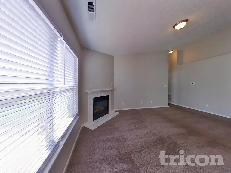 6811 Smithfield Blvd — Photo 2