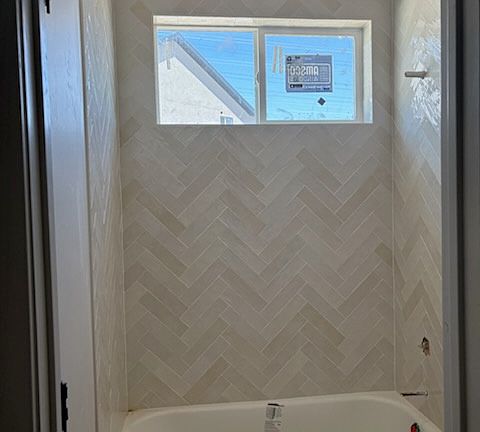 5th image of 5909 W Hal Canyon Row S #206