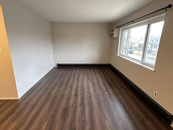 2nd image of 3414 13th St #3408