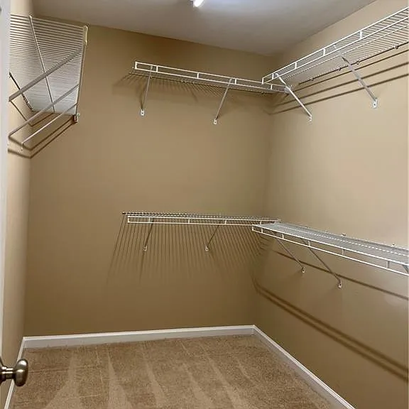 3413 Stoneham Dr — Photo 16