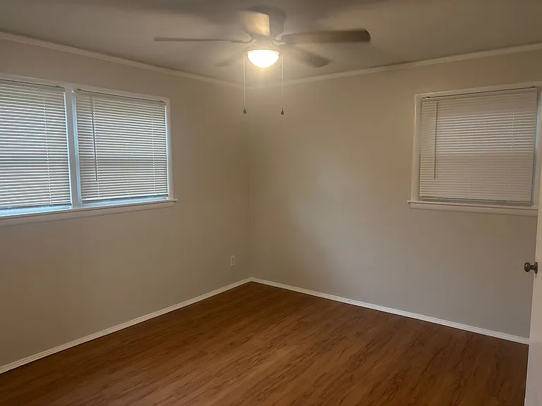 3323 Bedford Ln — Photo 4