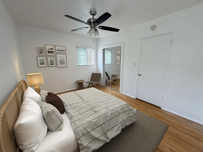 1800 Kelton Ave #7 — Photo 4