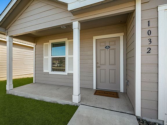 3rd image of 1032 Worshan Terrace