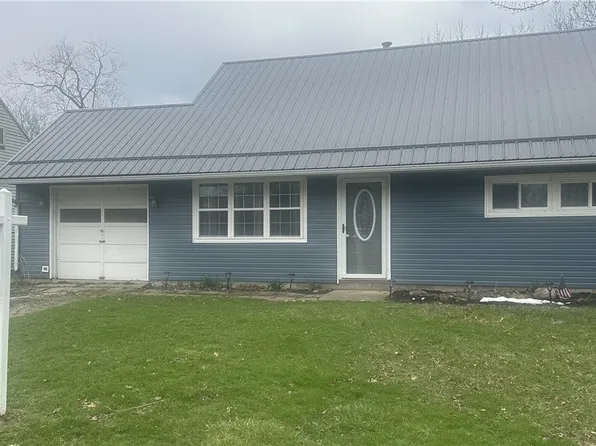 1421 Norwood Dr, Ashtabula, OH 44004