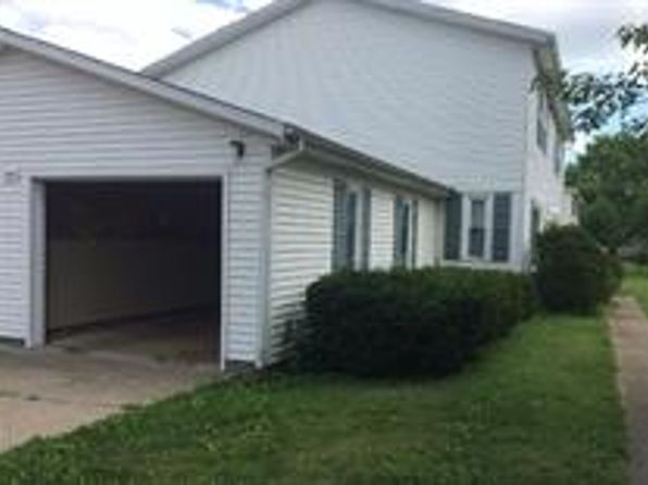 706 Crescent Dr #B
