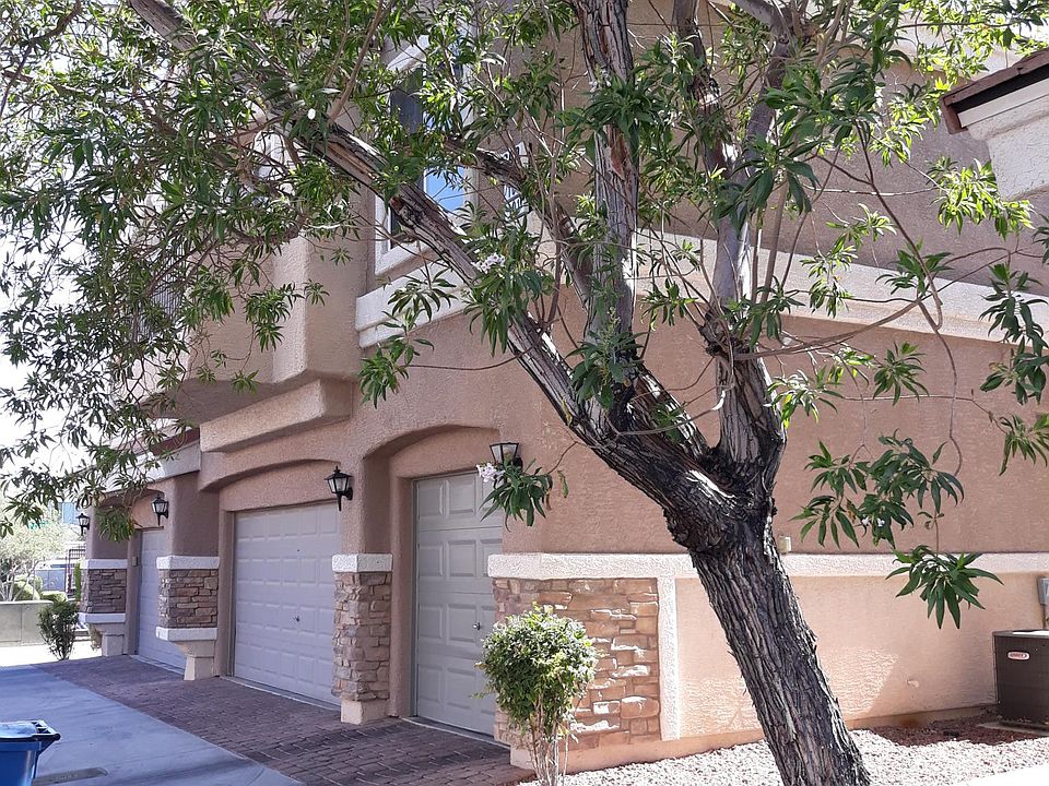 1st image of 10660 Petricola St Unit 102