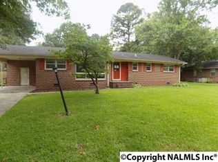 609 Martha St SW, Decatur, AL 35601