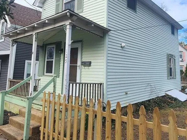 125 4th Ave, Pitman, NJ 08071