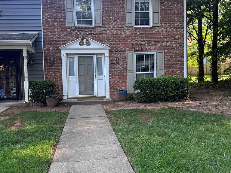 4343 F Edith Ln #F — Photo 2