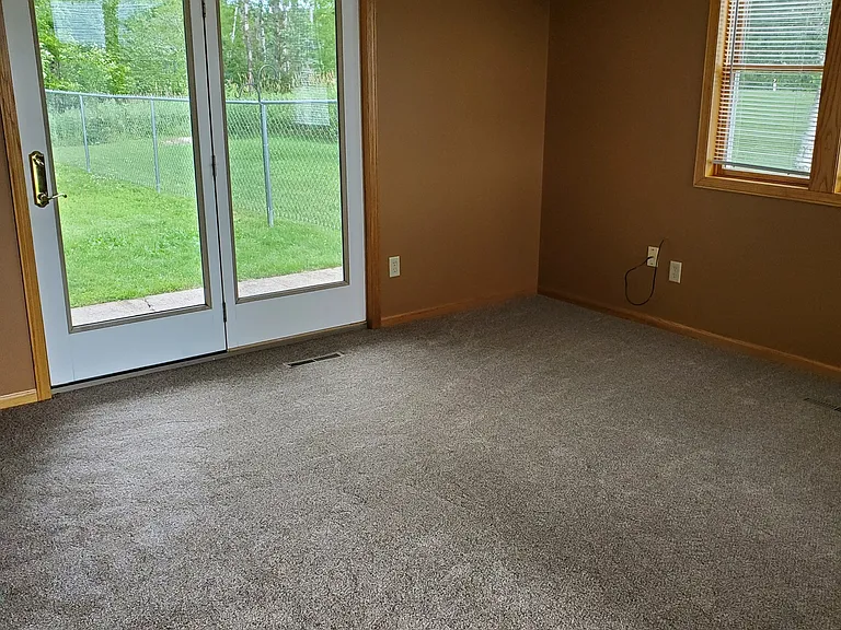 2528 Plum St — Photo 16