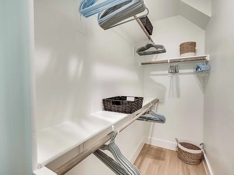 Closet Closet