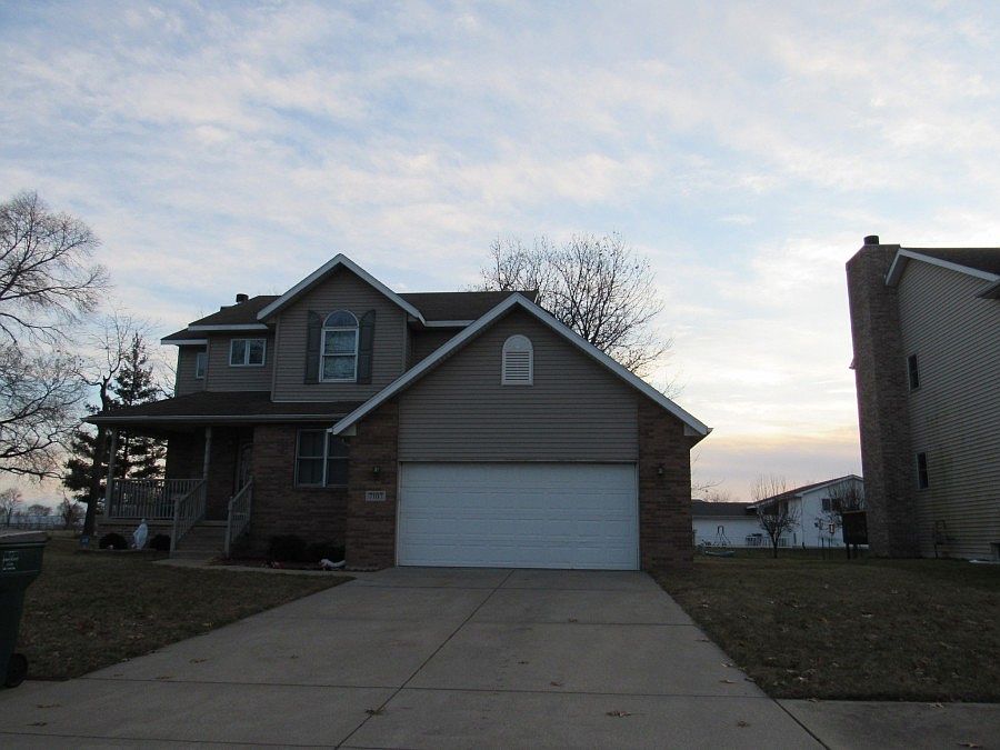 1st image of 7107 Higgins Park East Ave