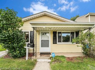 8417 Prospect Ave, Warren, MI 48089
