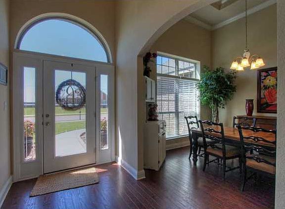 3rd image of 9579 Cobham Park Dr