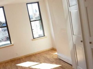 215 India St APT 1L, Brooklyn, NY 11222