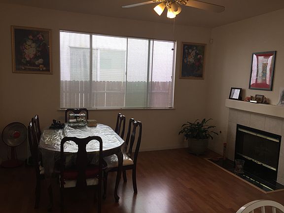 3rd image of 2327 El Pescador Ct