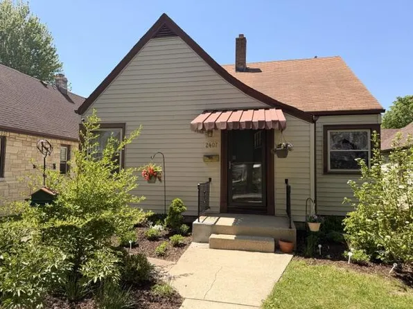 2407 S 78th STREET, West Allis, WI 53219