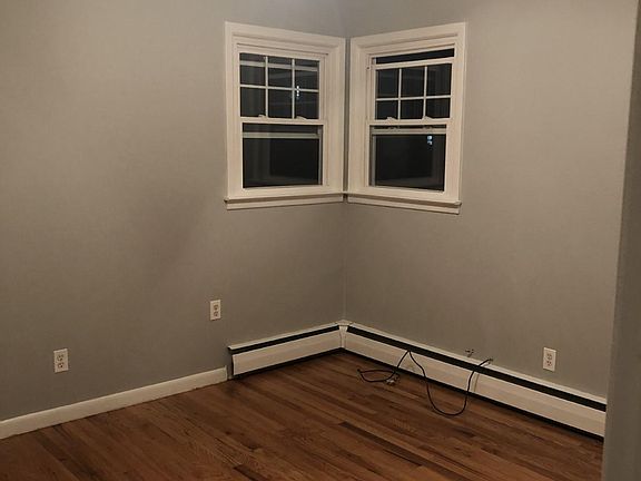 2nd image of 59 Dell Glen Ave