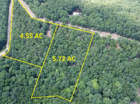 31 N Champwood Ln #32, Keyser, WV 26726