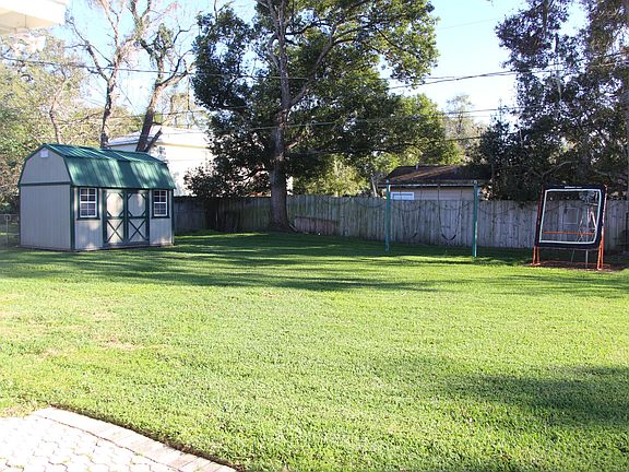 3rd image of 3014 Ivel Dr