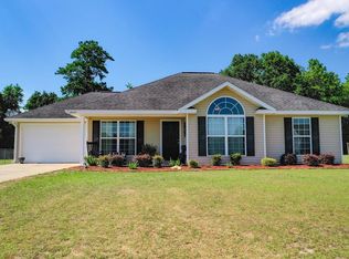 4069 Meadow Cir, Blackshear, GA 31516