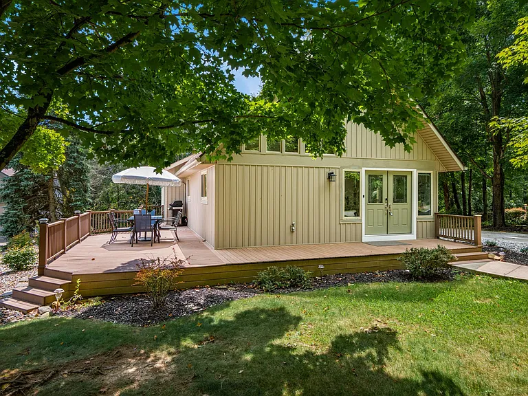 305 Ridgeway Dr — Photo 70