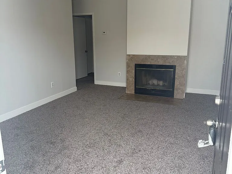 3210 Brookfield Loop — Photo 2