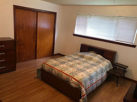 5th image of 447 Parklan Dr