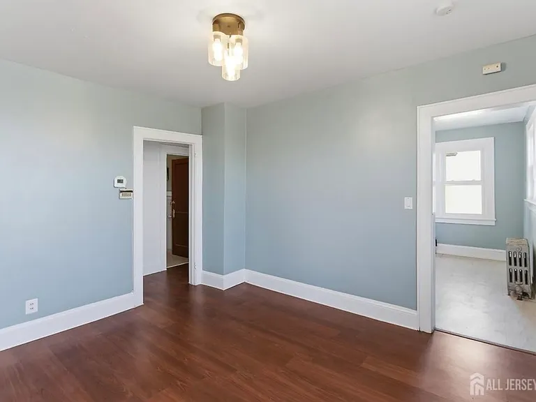 10 Garfield St #2 — Photo 17