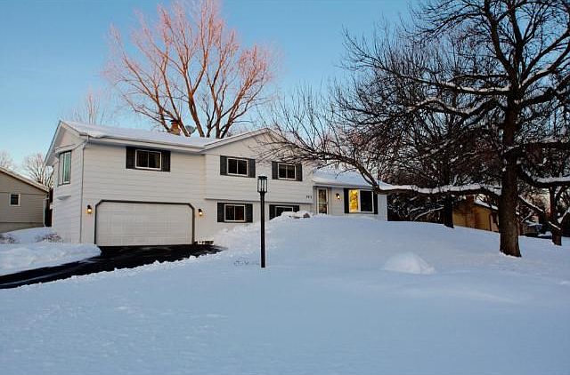 1st image of 2812 E 125th St