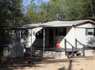 3521 Ebenezer Rd, Vernon, FL 32462