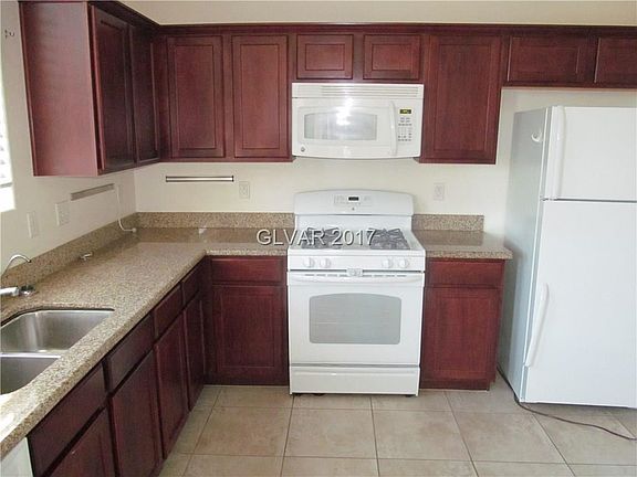 4th image of 8528 Pitney Ave #0