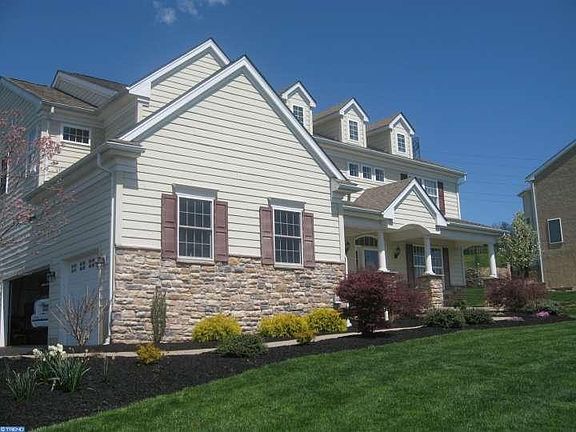 3rd image of 1782 Teresa Ct
