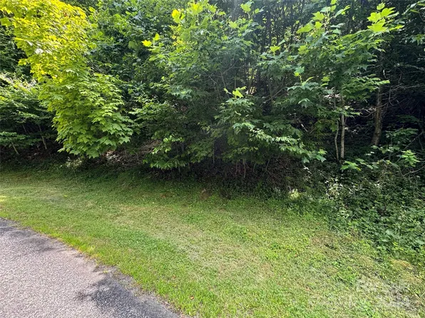 97-99 Goldenleaf Rd #97-99, Mars Hill, NC 28754