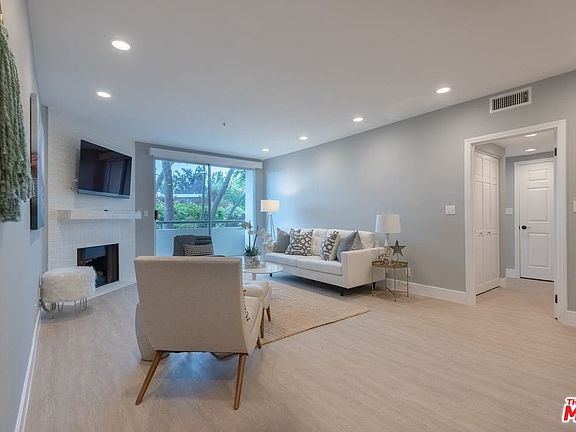2nd image of 1872 Midvale Ave APT 108
