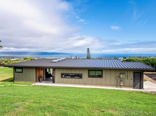 1109 Pookela Rd #B, Makawao, HI 96768